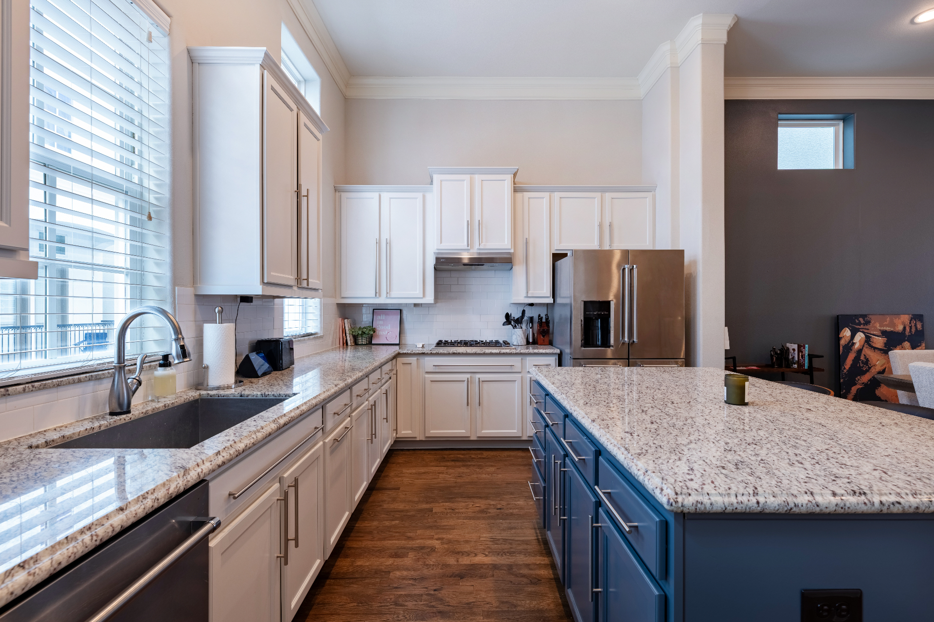 Kitchen with island