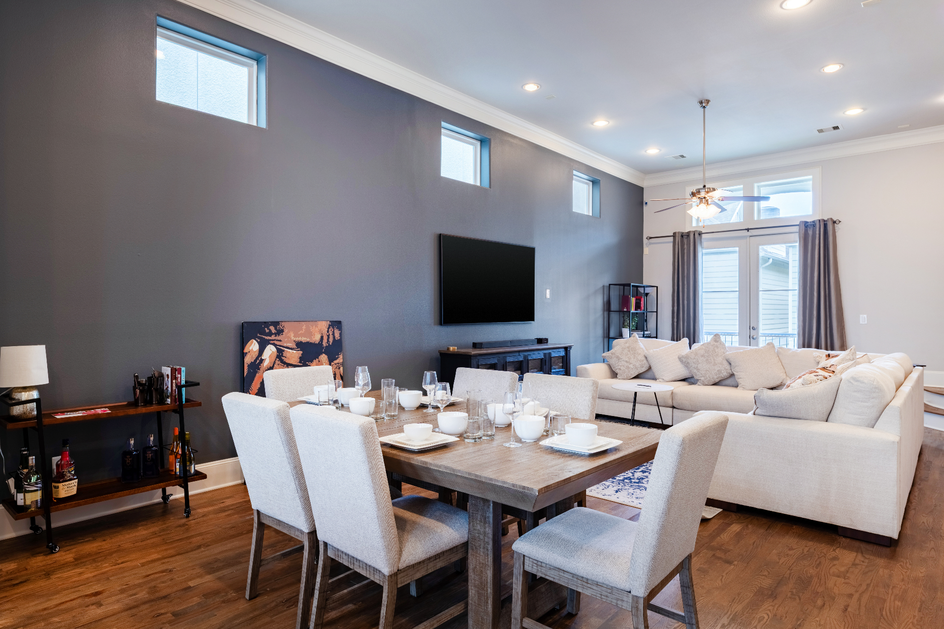 Living and dining area